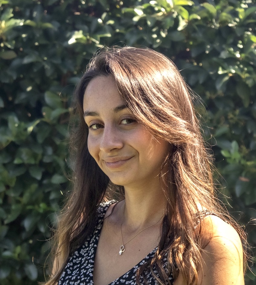 Vérane Geronimi - sophrologie et hypnose à Toulouse et Colomiers Vérane Geronimi, sophrologue et praticienne en hypnose à Toulouse et Colomiers. Spécialisée en gestion du stress et périnatalité. Séances en cabinet, domicile et visio.