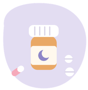 Flacon de médicaments orange avec un croissant de lune sur l'étiquette, entouré de comprimés et d'une gélule